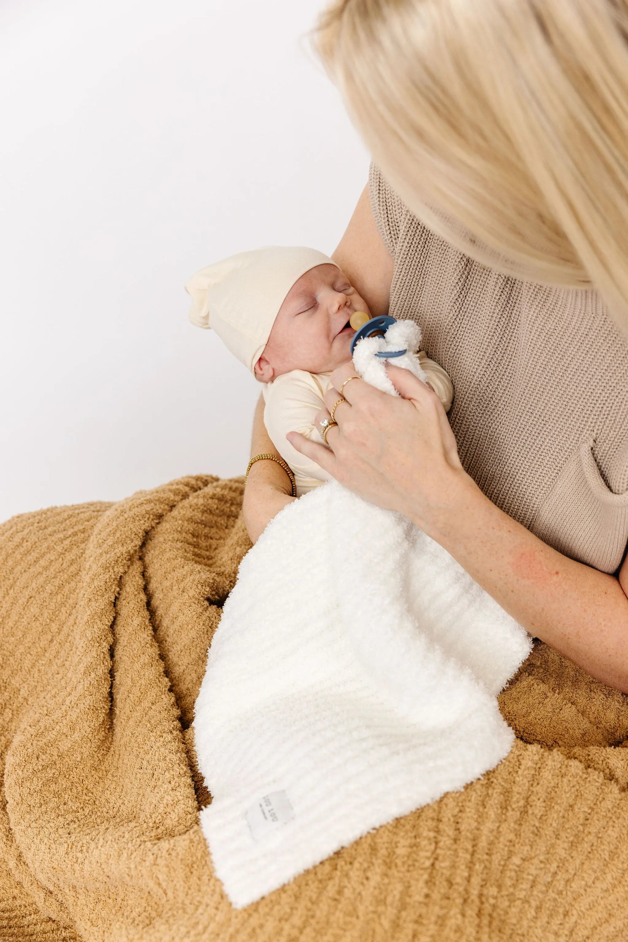 Chenille Blanket - White - Mini/Lovey