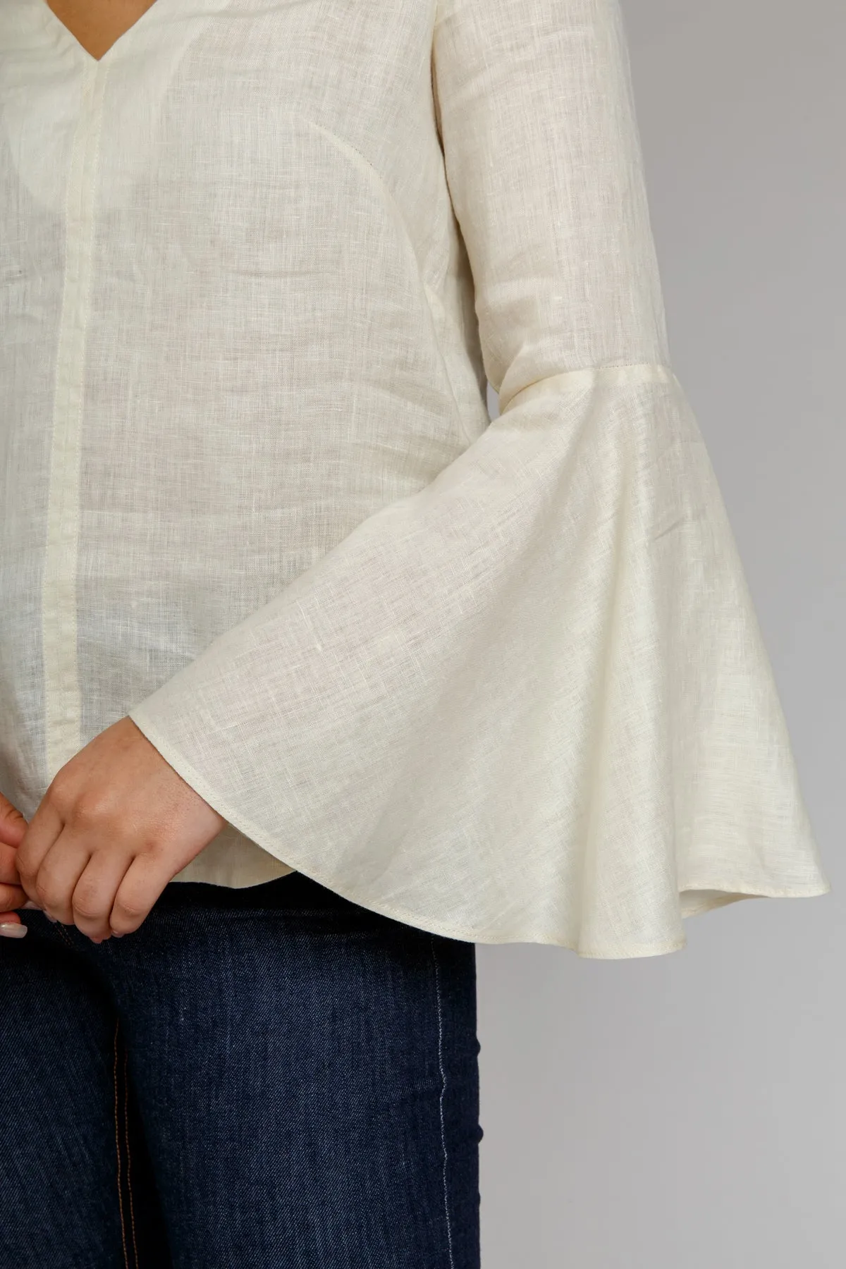 Dove Blouse | Megan Nielsen