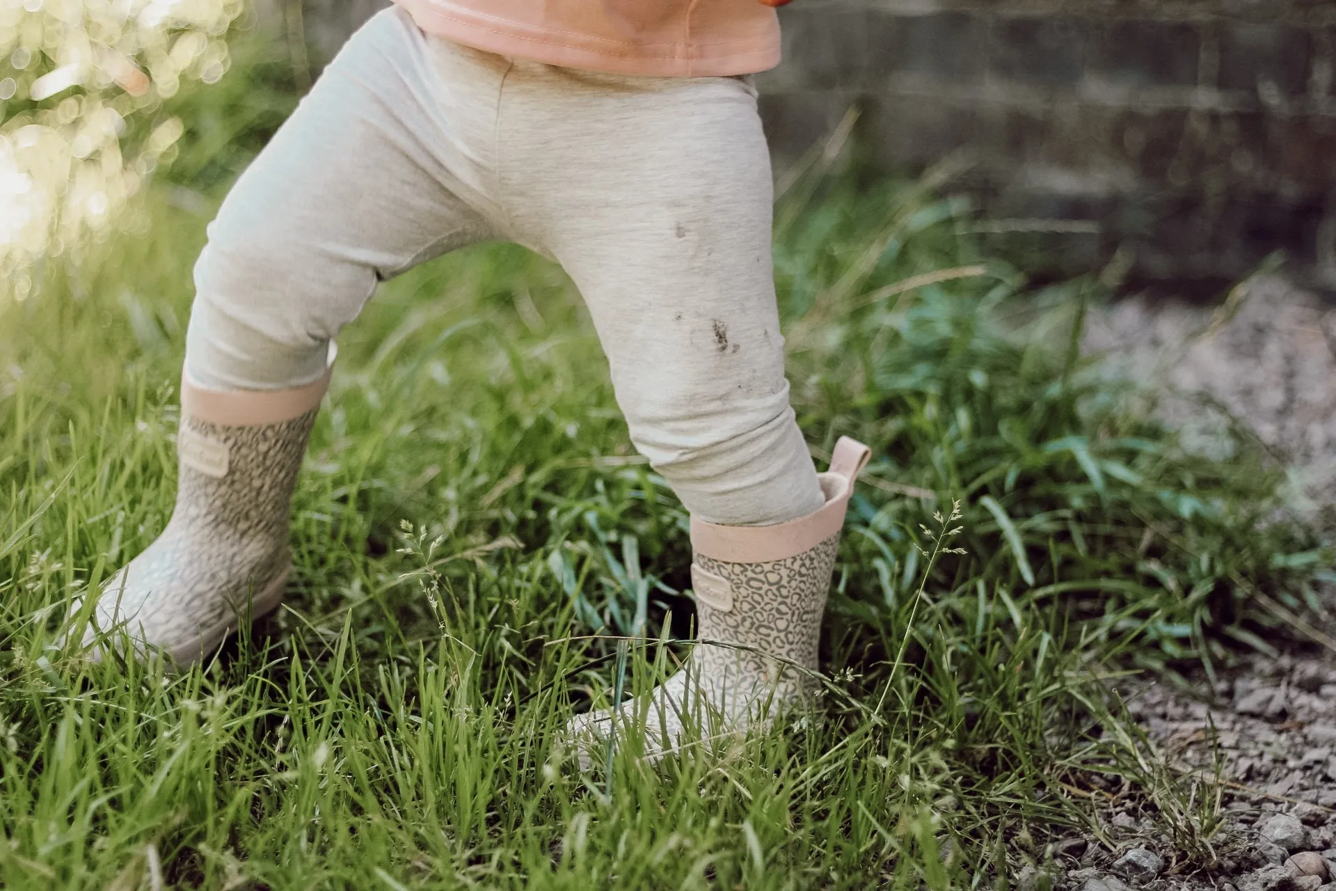 HATTIE - Girls' Pink Animal Print Rain Boots