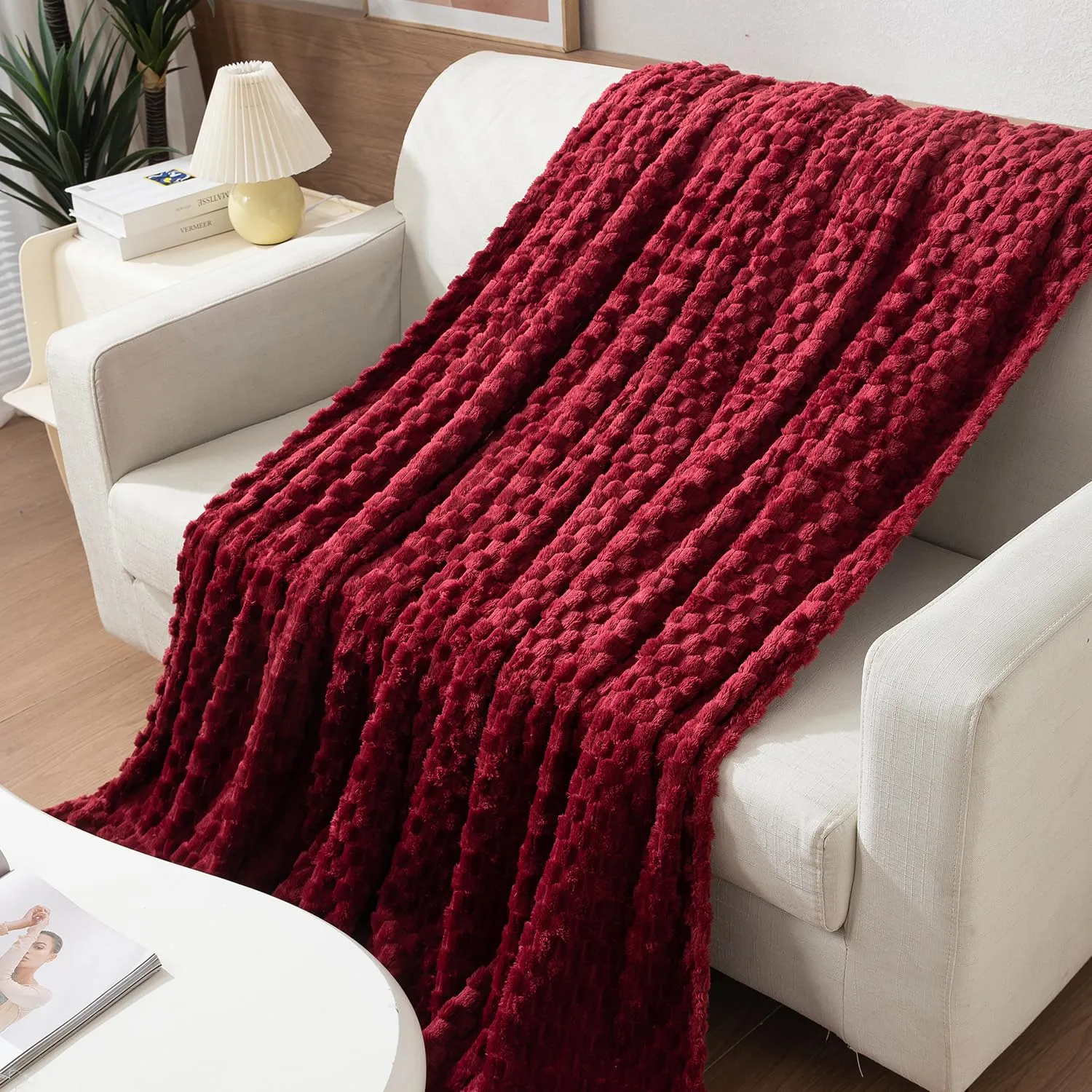 HOKIPO 220 GSM Flannel AC Throw Blanket Double Bed Queen, 200x230 cm / 6.5x7.5 feet, Maroon (AR-4918-MRN)