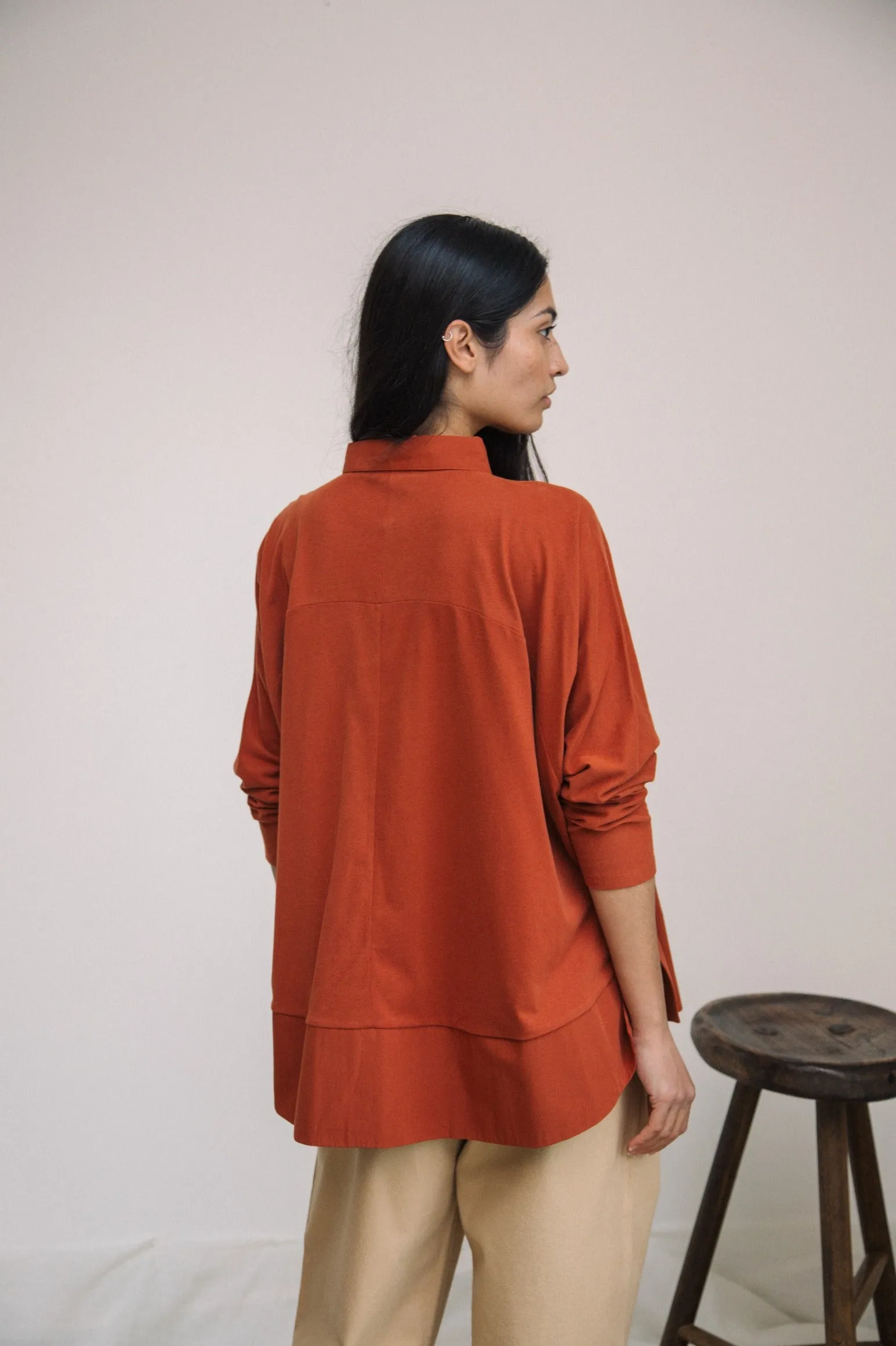 Magnolia Organic Cotton Jersey and Poplin Shirt in Paprika