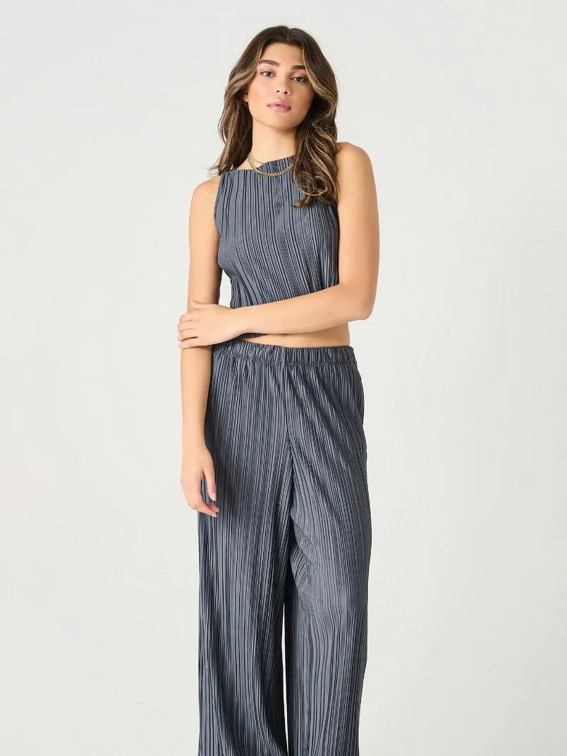 Sleeveless Pleated Top