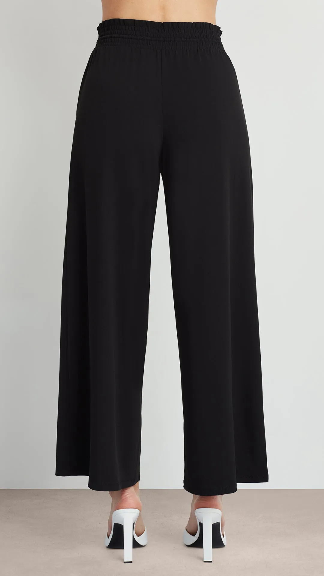 WIDE LEG PANT WITH SMOCKED WAIST